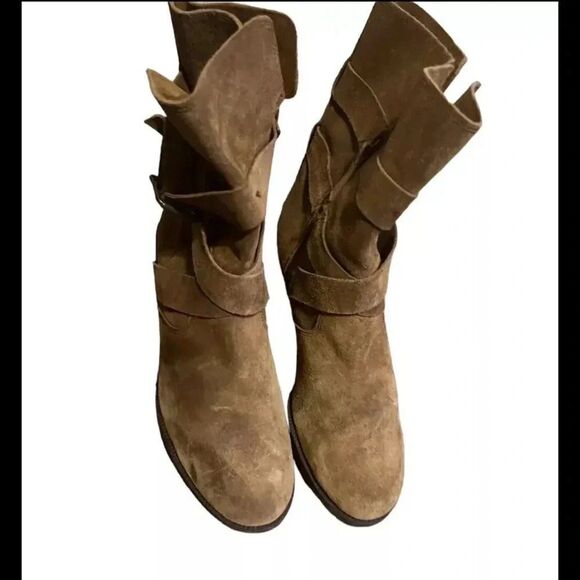 Clarks Artisan Brown Suede Mid Shaft Boots Size 7.5 - Picture 1 of 11